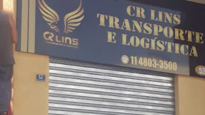 C.R Lins transporte e Logística- transportes urgentes