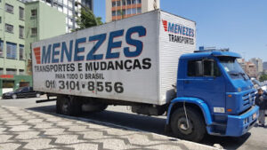 Menezes Transportes e Mudanças